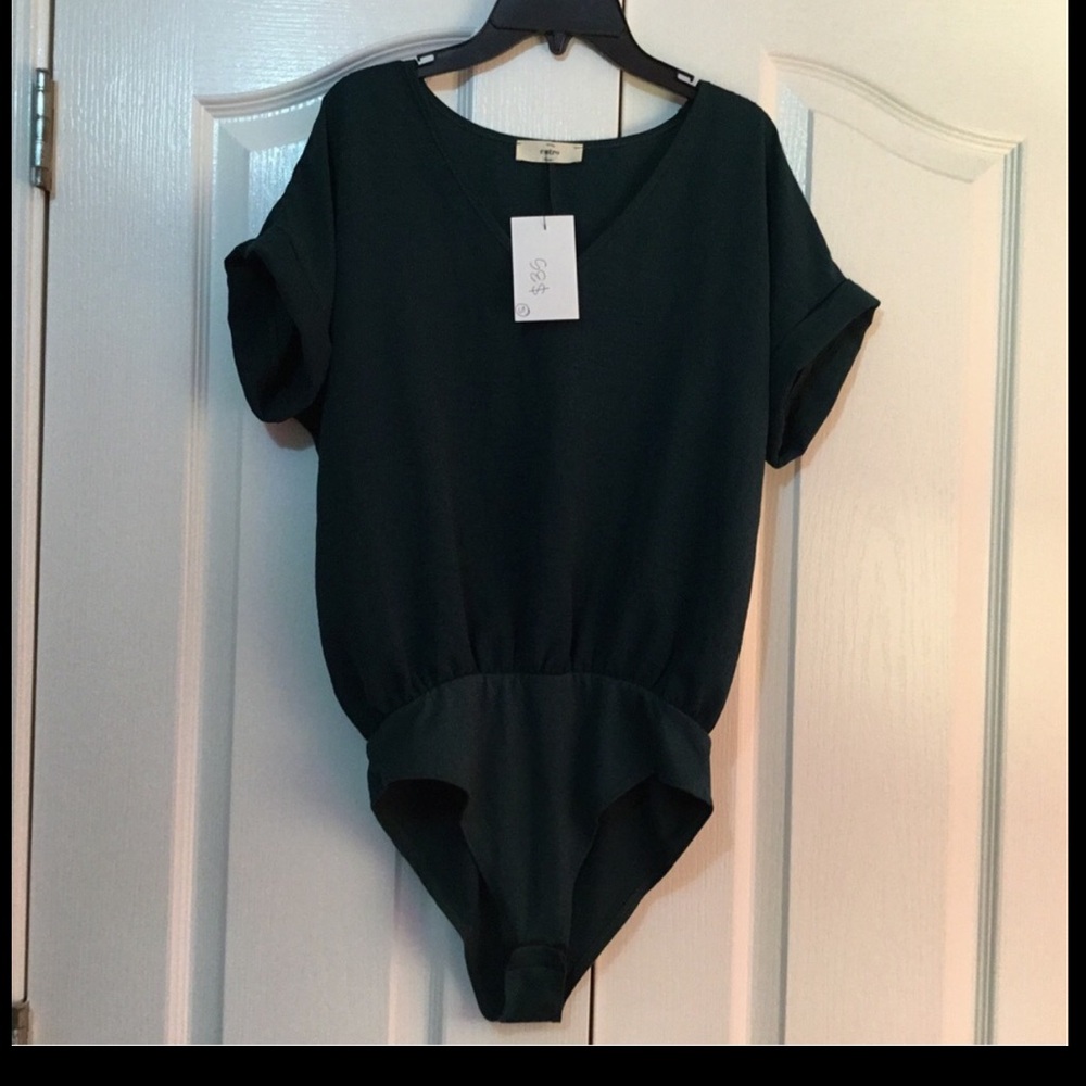 NWT Women’s Dark Green bodysuit size small